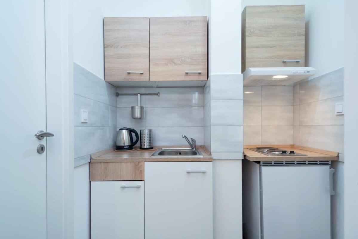 Apartman Modern Stylish At Location *